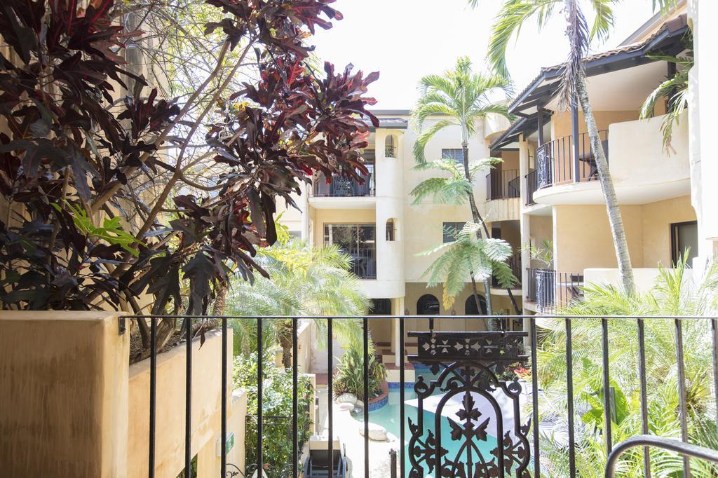 Seascape Apartments At Villa San Michele Port Douglas Exterior foto