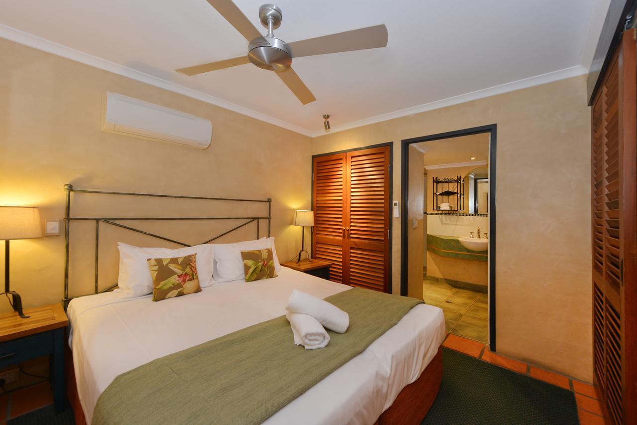 Seascape Apartments At Villa San Michele Port Douglas Exterior foto