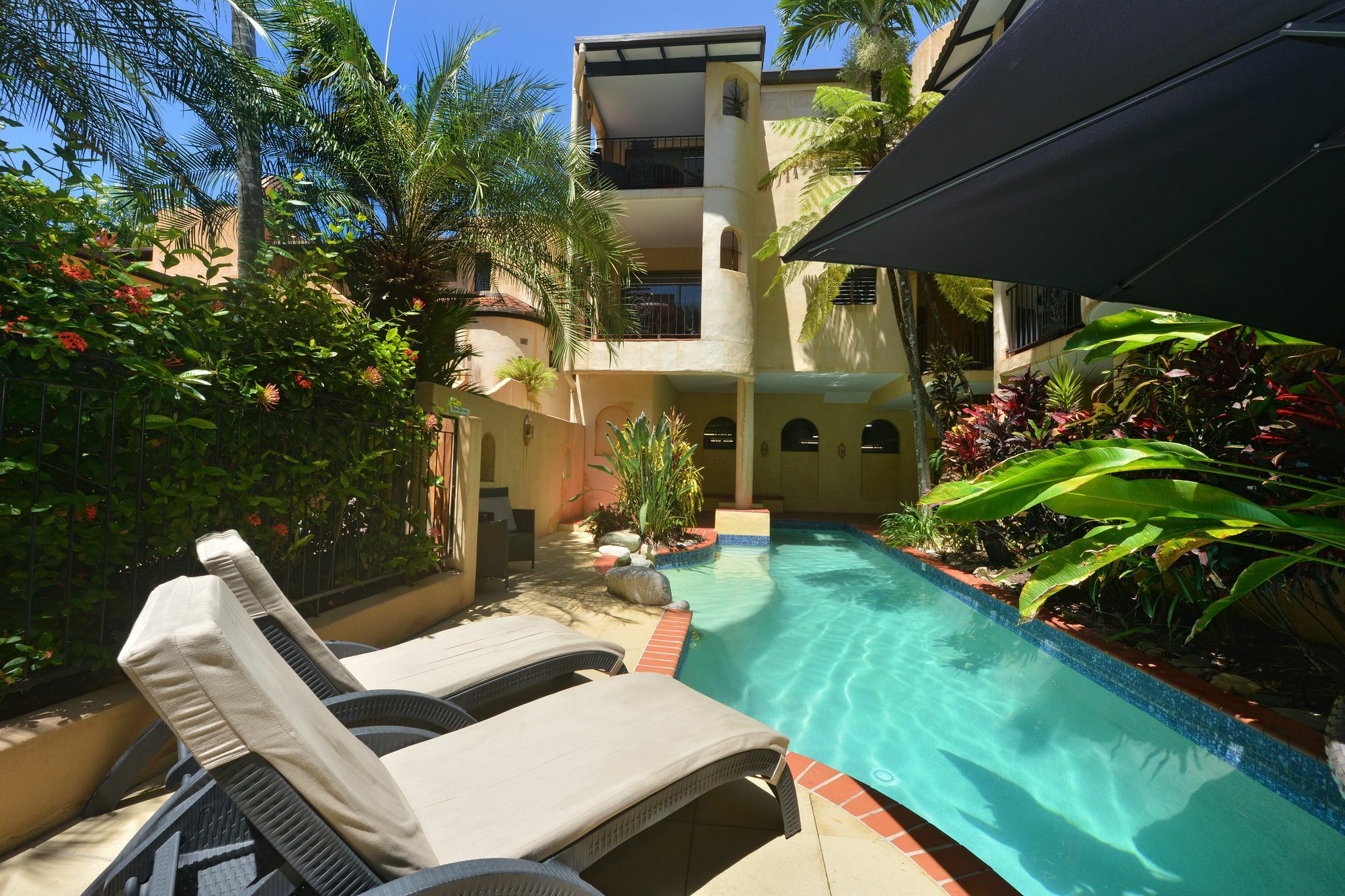 Seascape Apartments At Villa San Michele Port Douglas Exterior foto